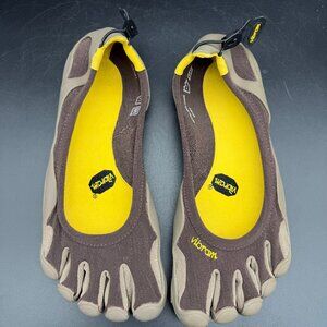Men's Vibram FiveFingers M108 Original Classic Size 44 Brown